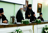 В день Святого Духа в духовных школах Русской Православной Церкви состоялся выпускной акт