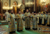 Slujirea Patriarhului Kiril în ajunul sărbătorii Adormirii Maicii Domnului în catedrala Hristos Mântuitorul