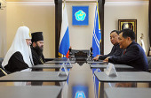 Святейший Патриарх Кирилл встретился с главой Республики Тыва и духовным руководителем тувинских буддистов