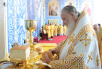 Vizita Patriarhului Kiril în eparhia de Lugansk. Sfînta şi Dumnezeiasca Liturghie în piaţa Teatrală a oraşului Lugansk