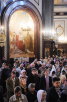 Slujba privegherii în catedrala 'Hristos Mântuitorul' în ajunul sărbătorii Înălţării Sfintei Cruci