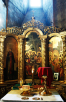 Slujirea Patriarhului Kiril în catedrala Adormirii Maicii Domnului din Lavra Sfîntului Serghie cu hramul în cinstea Sfintei Treimi în ziua de pomenire a Cuviosului Serghie de Radonej