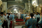 Slujirea Patriarhului Kiril în catedrala Bogoiavlenski din Elohovo în ajunul sărbătorii Icoanei Maicii Domnului de la Kazani
