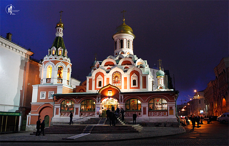 Патриаршее служение в Казанском соборе на Красной площади в праздник Казанской иконы Божией Матери