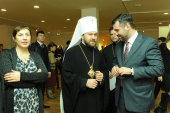 Фотовиставка, присвячена 65-річчю від дня народження Святішого Патріарха Московського і всієї Русі Кирила, відкрилася в Москві