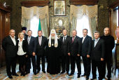Întâlnirea Preafericitului Patriarh Kiril cu conducerea federaţiei ruse de hochei cu mingea