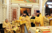 Sfânta şi Dumnezeiasca Liturghie în catedrala 'Hristos Mântuitorul' în ziua de aniversare a vârstei de 65 de ani de la naşterea Întâistătătorului Bisericii Ortodoxe Ruse