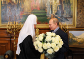 Preşedintele Guvernului Federaţiei Ruse V.V. Putin l-a felicitat pe Preafericitul Patriah Kiril cu jubileul de 65 de ani