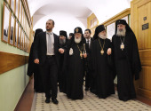 Întâistătătorul Bisericii Ortodoxe Georgiene a vizitat Lavra Sfântului Serghie de Radonej