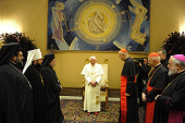 Папа Римский Бенедикт XVI встретился с участниками православно-католического форума