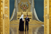 Святейший Патриарх Кирилл и Президент России Д.А. Медведев перед встречей с участниками Архиерейского Собора Русской Православной Церкви в Кремле