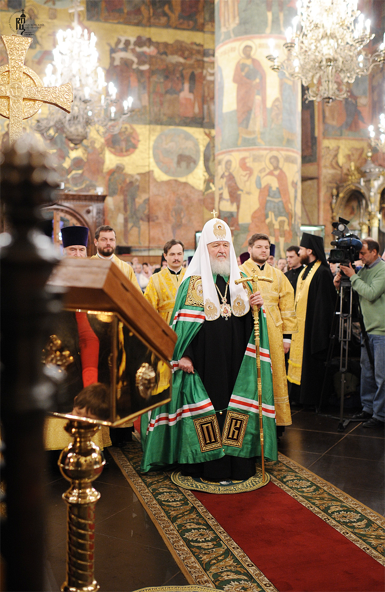 Патриаршее служение в Успенском соборе Московского Кремля в неделю по Рождестве Христовом