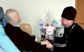 Блаженнейший митрополит Владимир принял поздравления с Рождественскими праздниками от имени киевского духовенства
