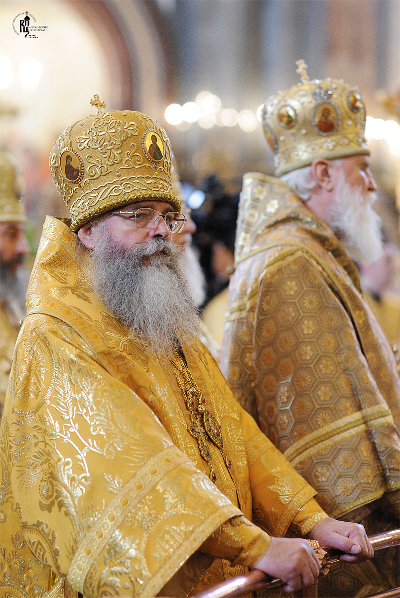 Sfânta Liturghie în catedrala Hristos Mântuitorul la a treia aniversare de la întronizarea Peafericitului Patriarh Kiril