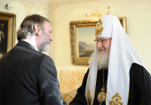 Întâistătătorul Bisericii Ortodoxe Ruse l-a primit în audiență pe ambasadorului Marii Britanii T. Barrow