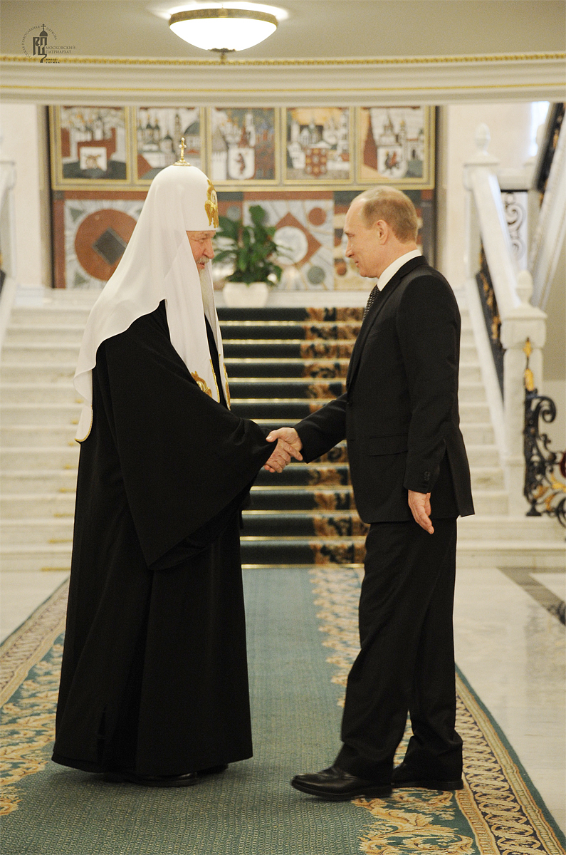 Встреча председателя Правительства РФ В.В. Путина со Святейшим Патриархом Кириллом и руководителями традиционных религиозных общин России