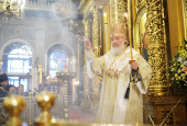 Slujba de priveghere la catedrala Arătarea Domnului în ajunul praznicului icoanei Maicii Domnului „Iverskaia”. Slujba de chemare a arhimandritului Ambrozie (Munteanu) în episcop de Neftekamsk, a arhimandritului Luca (Volcikov) în episcop de Iskitim, a arhimadritului Filip (Novikov) în episcop de Karasuk şi a arhimadritului Teodosie (Ceaşcin) în episcop de Kainsk