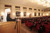 Preşedintele Departamentului sinodal pentru relaţii externe bisericeşti a relatat studenţilor şcolilor teologice din Moscova despre situaţia din prezent a Bisericii Ortodoxe Autonome Chineze