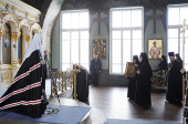 У четвер першої седмиці Великого посту Святіший Патріарх Кирил молився за уставним богослужінням в Богородице-Різдвяному монастирі