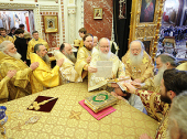 În duminica Triumfului Ortodoxiei, Întâistătătorul Bisericii Ruse a oficiat Sfânta Liturghie la catedrala Hristos Mântuitorul şi l-a hirotonit pe arhimandritul Ambrozie (Munteanu) în treapta de episcop de Neftekamsk