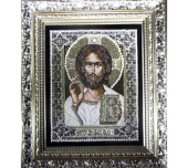 В Храме Христа Спасителя открылась выставка современной вышитой иконы