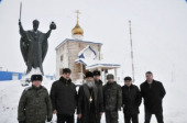 Епископ Нарьян-Марский Иаков посетил самый северный храм в мире