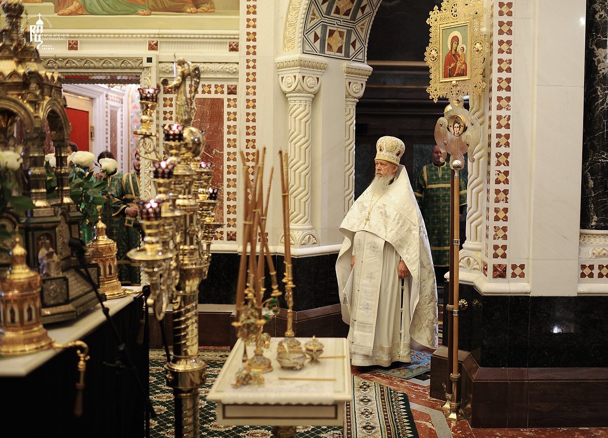 Slujire Patriarhală în catedrala Hristos Mântuitorul de sărbătoarea Intrării Domnului în Ierusalim. Hirotonirea arhimandritului Augustin (Anisimov) în treapta de episcop de Gorodeţ