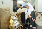 În Lunea Mare Preafericitul Patriarh Kiril a oficiat un Te Deum la începerea cinului fierberii Sfântului Mir