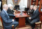 Состоялась встреча митрополита Днепропетровского Иринея с Чрезвычайным и Полномочным Послом США в Украине Джоном Теффтом
