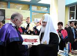 Святейшему Патриарху Кириллу присвоена докторская степень Софийского университета культурного наследия