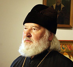 Протоиерей Владимир Воробьев: Именно подвиг новомучеников преодолел разделение двух частей Русской Церкви Протоиерей Владимир Воробьев: Именно подвиг новомучеников преодолел разделение двух частей Русской Церкви