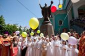 В Алма-Ате установлен памятник святителю Николаю Чудотворцу