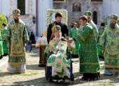 В день Святой Троицы (Пятидесятницы) Блаженнейший митрополит Владимир совершил Божественную литургию в Киево-Печерской лавре