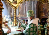 В день памяти преподобного Сергия Радонежского Предстоятель Русской Церкви совершил Литургию в Успенском соборе Троице-Сергиевой лавры