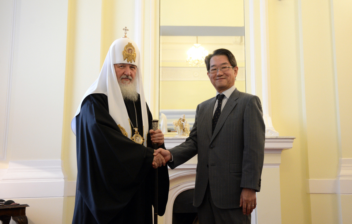Встреча Cвятейшего Патриарха Кирилла с Чрезвычайным и Полномочным Послом Японии в Российской Федерации Харада Тикахито