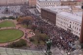 De sărbătoarea icoanei Maicii Domnului de la Kazani pentru prima dată în istoria modernă a Sanct-Petersburgului a avut loc o procesiune a Drumului Crucii prin tot orașul