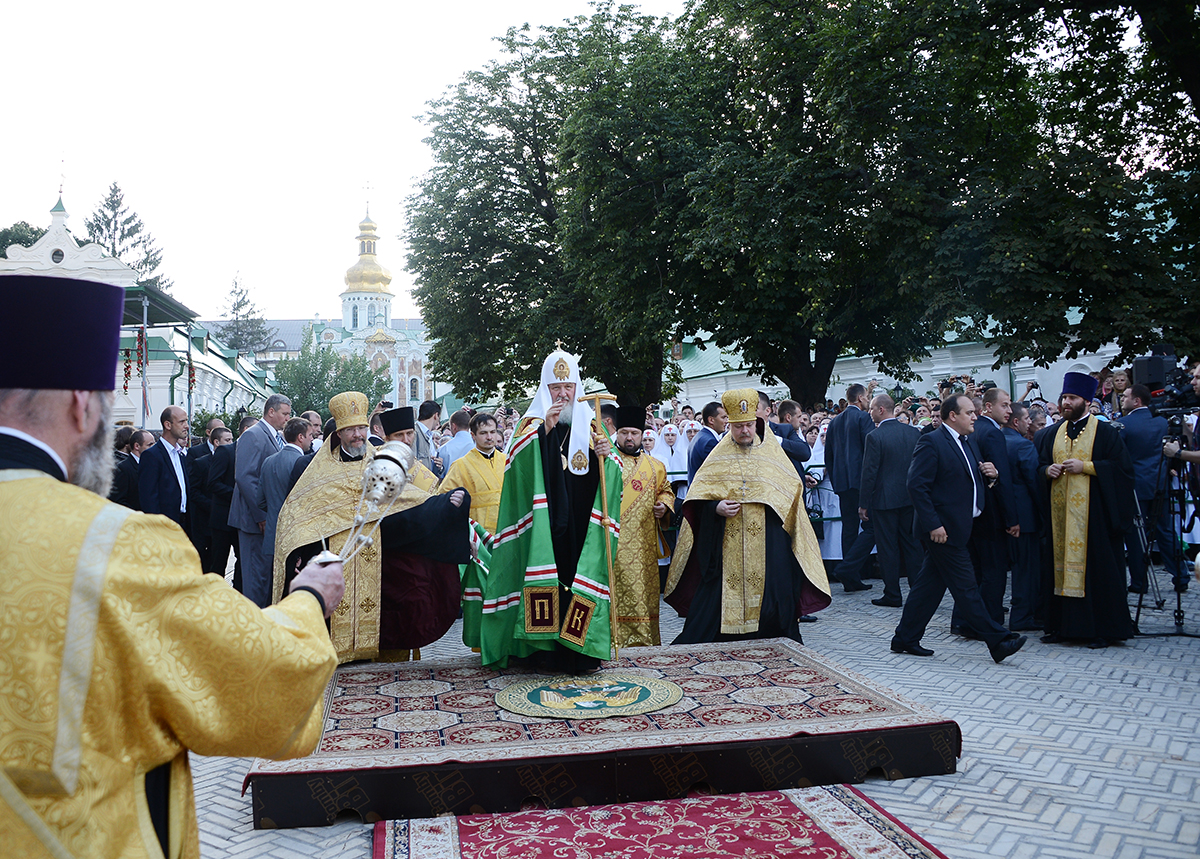 Патріарше служіння напередодні дня пам'яті святого рівноапостольного князя Володимира в Києво-Печерській лаврі