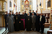 Делегація Руської Православної Церкви вшанувала пам'ять руських воїнів, похованих у Словенії