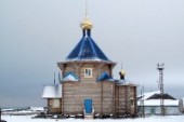 Освящены колокола для самого северного храма России