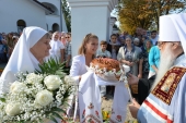 Патриарший экзарх всея Беларуси совершил Божественную литургию в Спасо-Преображенском храме г. Минска
