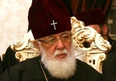 Întâistătătorul Bisericii Ruse l-a felicitat pe Preafericitul Catolicos-Patriarh al întregii Georgii Ilie al II-lea cu prlejul celei de-a 50-a aniversare a hirotoniei arhierești