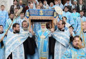 Preafericitul Patriarh Chiril a oficiat utrenia cu cinul Înmormântării Preasfintei Născătoare de Dumnezeu la catedrala „Hristos Mântuitorul”