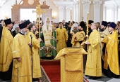 Святейший Патриарх Кирилл освятил храм святых праведных Симеона Богоприимца и Анны Пророчицы в Санкт-Петербурге