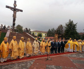 На Дніпропетровщині на честь 1025-річчя Хрещення Русі встановлено пам'ятний хрест з найбільшим на Україні скульптурним зображенням Спасителя