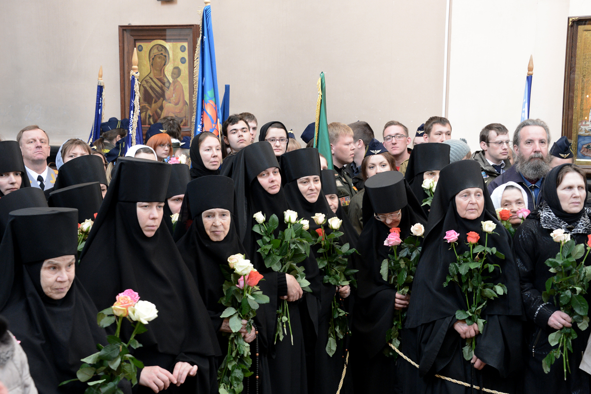 Vizita Patriarhului la Mitropolia de Ecaterinburg. Vizitarea bisiericii pe Temelii de Sânge