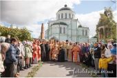 В день памяти святых Веры, Надежды, Любови и матери их Софии Предстоятель Украинской Православной Церкви передал ковчег с мощами мучениц Немировскому Троицкому монастырю