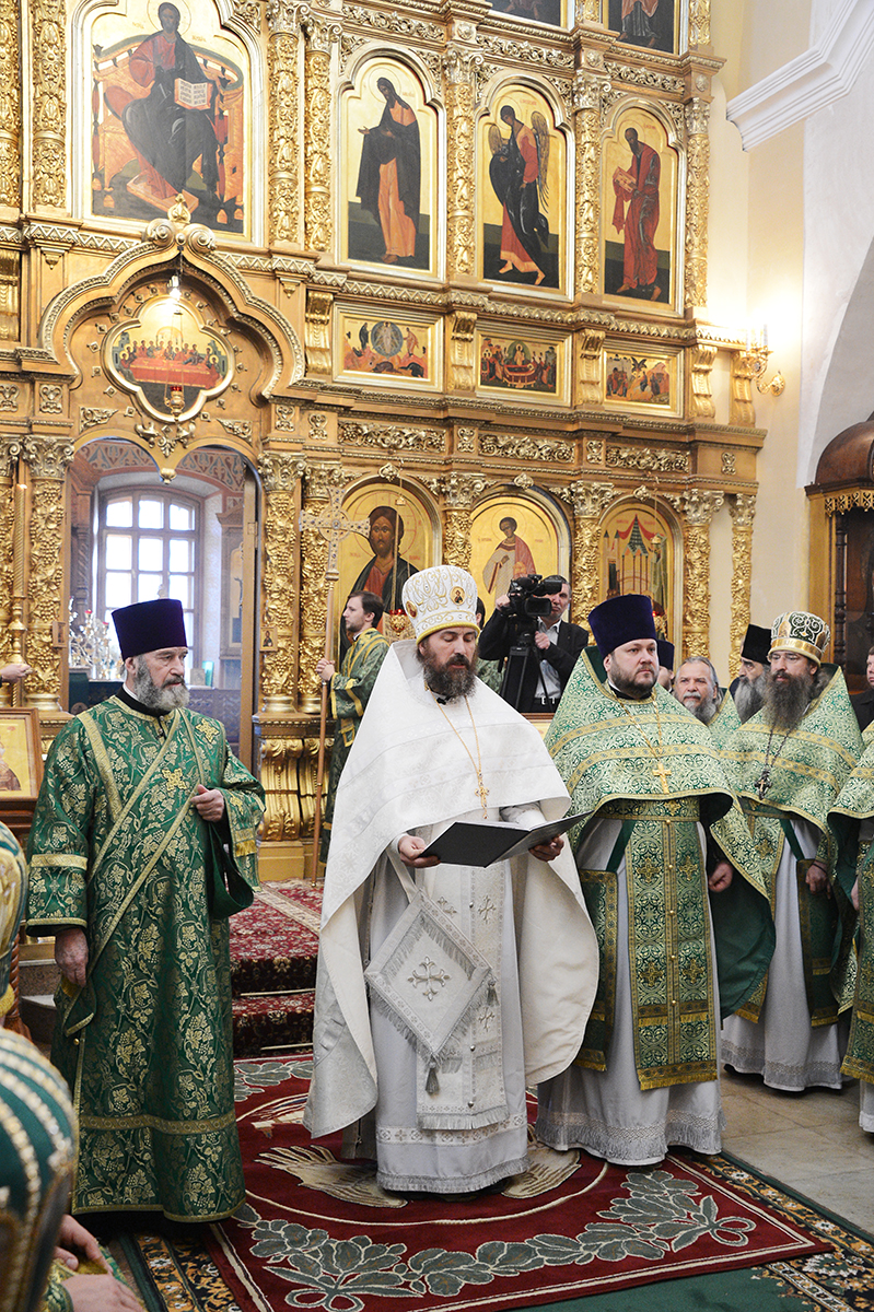 Vizitarea de către Preafericitul Patriarh Chiril a mănpstirii Pusita Optina. Sfințirea catedralei „Intrarea în Biserică a Maicii Domnului”. Hirotonia arhimandritului Serapion (Kolosnitsin) în treapta de episcop de Kokşetau şi Akmolinsk