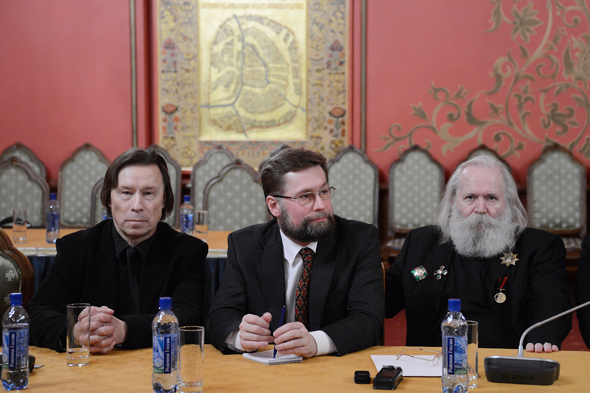 Зустріч Святішого Патріарха Кирила з представниками православних громадських об'єднань і членами бюро президії ВРНС