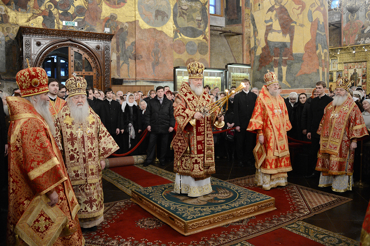 Патриаршее служение в день Собора новомучеников и исповедников Российских в Успенском соборе Московского Кремля