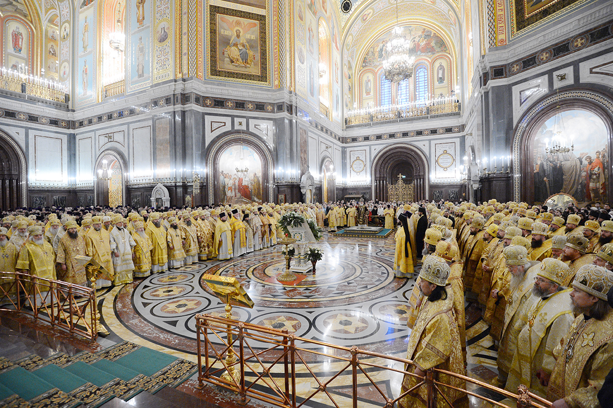 Божественная литургия в Храме Христа Спасителя в четвертую годовщину интронизации Святейшего Патриарха Кирилла